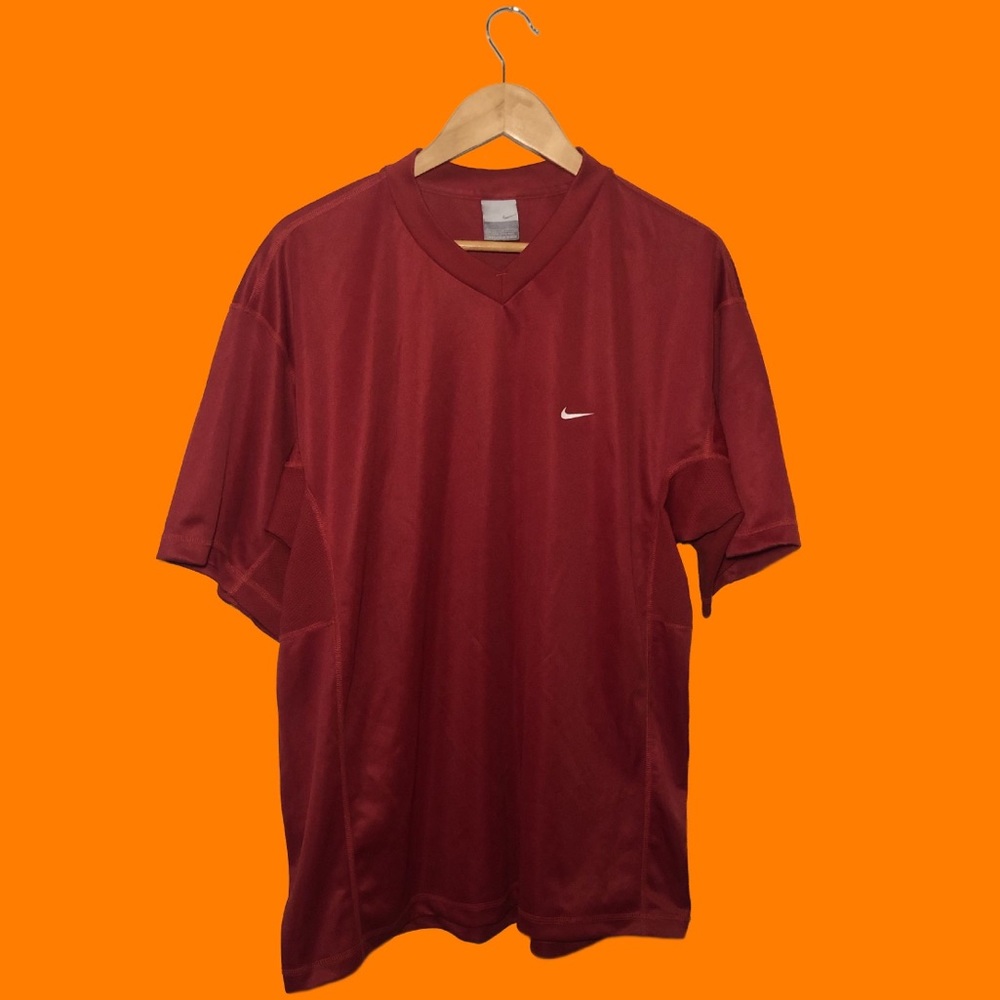 Nike Men’s (L) Red V-Neck Dri-Fit Shirt